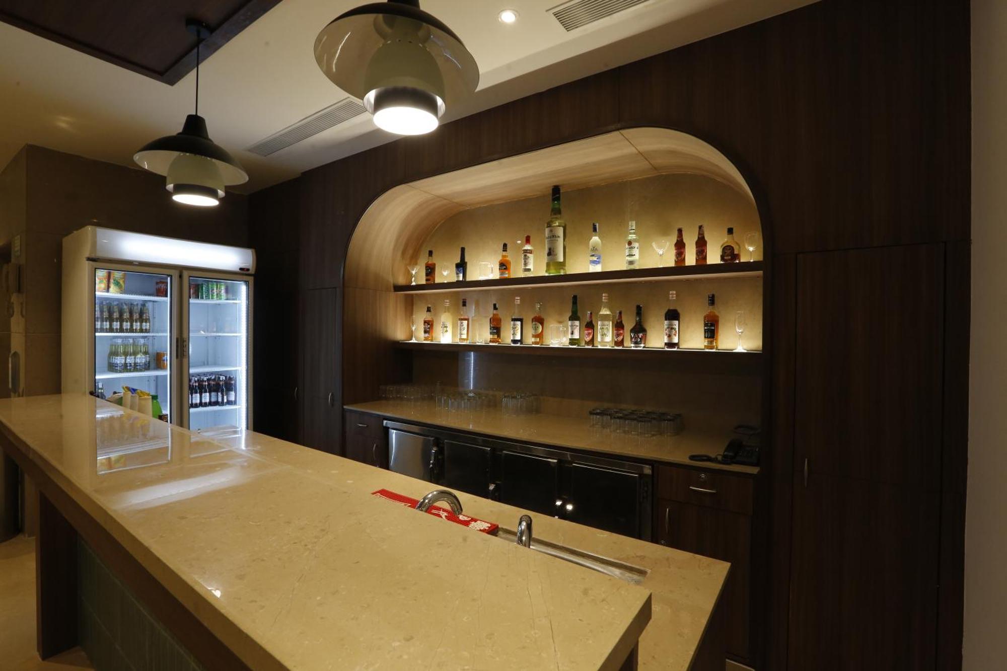 Tulip Inn Zirakpur Exteriör bild
